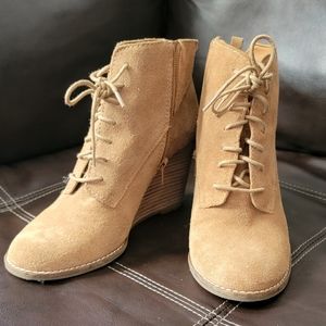 Lucky brand booties - ankle boots